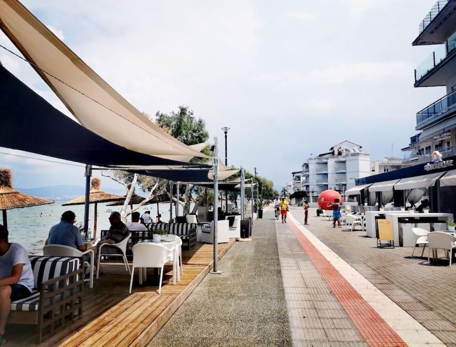Apartment With 3 Rooms Just 1 Min From The Beach And Free Public Parking Peraía Extérieur photo